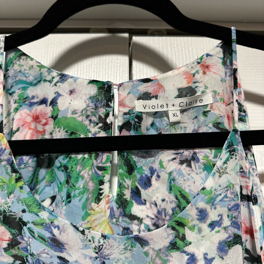 Violet & Claire Multicolor Floral Top